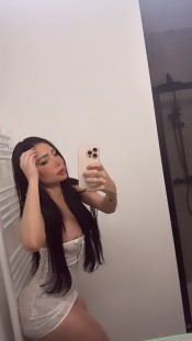LUíSA TU CHICA DE FUEGO EN CIUDAD LINEAL