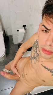 JOVEN POLLÓN POR CORUÑA DISPONIBLE