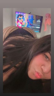 RELLENITA MORBOSA CACHONDA COMPLACIENTE EXTROVERTI