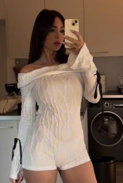 ESPAñOLA INDEPENDIENTE 200 € 2H SALIDA WHATSAPP