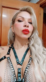 AMA CUERO LATEX POOPER BOTAS DOMINACIóN POZUELO
