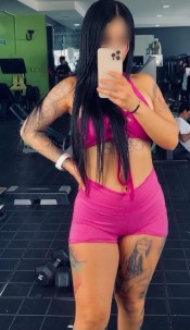 ARDIENTE FIESTERA ENCANTADORA MENTE ABIERTA