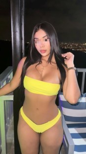 LUNA SEXY, CALIENTE, FIESTERA Y COMPLACIENTE