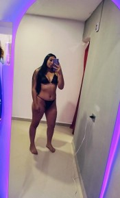 HERMOSA LATINA DISPUESTA A COMPLACERTE 2 HORAS 180€