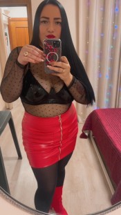 PARAGUAYA MUY COMPLETA Y DISCRETA - USERA