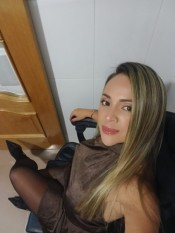 SOY UNA RICA Y DELICIOSA MADURITA  MUY LOQUILLA