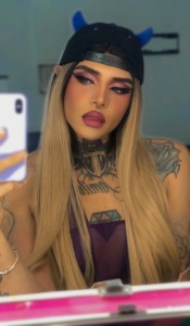 SOFI LA PRINCESITA DE LAS FIESTAS Y LA MEJOR GARGANTA PROFUNDA DE LA ZONA