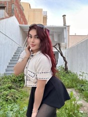 JOVEN Y HERMOSA MUJER TRANS  SUPER NOVEDAD
