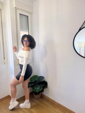 SOY VERONICA DISPUESTA HACERTELO PASAR RICO LO