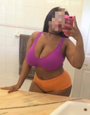 CARLA BRASILEÑA, EXQUISITA NOVEDAD EN SAN LUIS DE SABINILLAS (MANILVA)