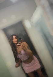 PAMELAPRAGA  MUñEQUITA CANDENTE, Tú COMPAñíA IDEAL.