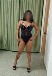 EXPERTA EN ORAL A TOPE CON BASTANTE SALIVA