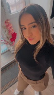 LATINA MUY COMPLACIENTE EN BARRIO EL PILAR