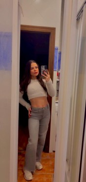 JOVEN LINDA Y MUY COMPLACIENTE