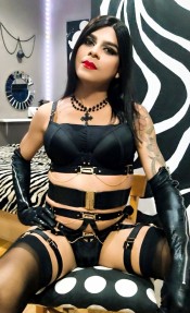 BELLA LATINA TRANS CUERPO DE DIOSA VIP TODA UNA TENTACIÓN FOGOSA NOVEDAD