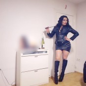 HERMOSA MUJER TRANS RECIéN LLEGADA A VALDEPEñAS