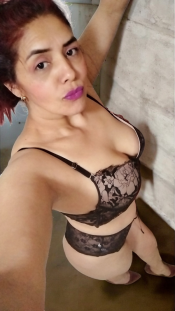 BELLA MORENA NOVEDAD ESTOY AQUí OTRA VEZ