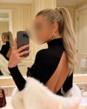 VALENTINA  EN MOLINA  CARIÑOSA ,SIMPATICA