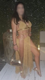 SOY MUJER QUE PIDE CHAMPáN PERO NO PARA PRESUMIR...