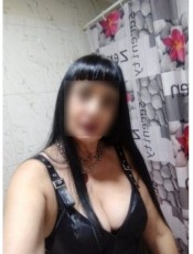 MASAJISTA MADURA SEXY.