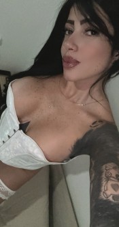 PECOSA SEXY DE LABIOS ROJOS