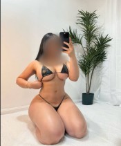 MóSTOLES, JOVEN LATINA,  PARQUE LIANA