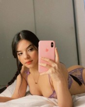 HERMOSA Y CACHONDA BLANQUITA LATINA
