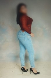 CELESTE GOLOSA Y MUY ARDIENTE