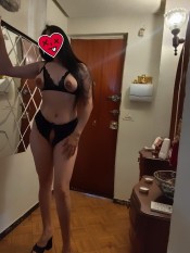 ATIENDO SOLITA