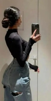 SCARLE ESPAÑOLA RECIEN LLEGADA A VIGO