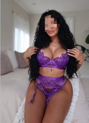 EN CORUÑA NOVEDAD GUAPA IMPLICADA