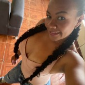 COLOMBIANA RECIEN LLEGADA