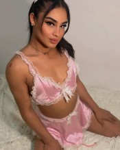CHICA TRANS DISPONIBLE PARA UN BUEN ROLLO DE LUJURIA Y PASION
