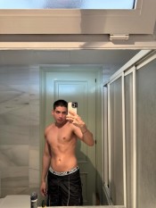 HOMBRE MASCULINO GRANDE MUY CACHONDO CON RABO XXL