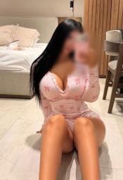 GUAPA MORENA FIESTERA POCOS DíAS EN SANTIAGO