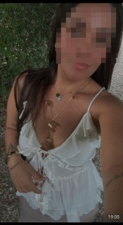 SOFIA JOVEN BRASILEÑA DULCE CARIÑOSA COMPLETA