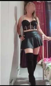 MADURITA ME ENCANTAN JUGAR Y PROBAR COSAS NUEVAS