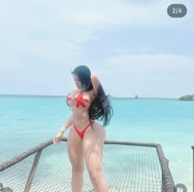 HERMOSA TRAVESTI VOLUPTUOSA Y MAMONA