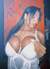 !! FOTOS NUEVAS !! DISPONIBLE AHORA !! VICTORIA TRANS EN VALENCIA CENTRO !!