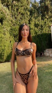 KENDALL SENSUAL LATINA CACHONDA DIVERTIDA FIESTER EN BENALMADENA
