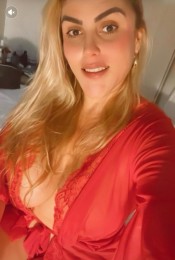 RICA,ARDIENTE Y CON EL MEJOR COñO 100%REAL