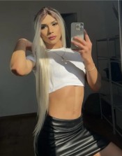 HOLA.AMORE MORENA TRANS LATINA