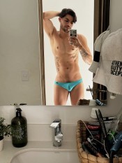 CHICO LATINO LECHERO COMPLACIENTE POLLON 20CM