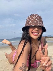 NOVEDAD LINDA HERMOSA COLOMBIANA MARTINA