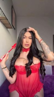 ELEGANCIA FEMENINA CON TOQUE TRAVIESO 642210493