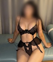 KIM RECIéN LLEGADA CON GANAS COMPLACERTE SIN LíMITES