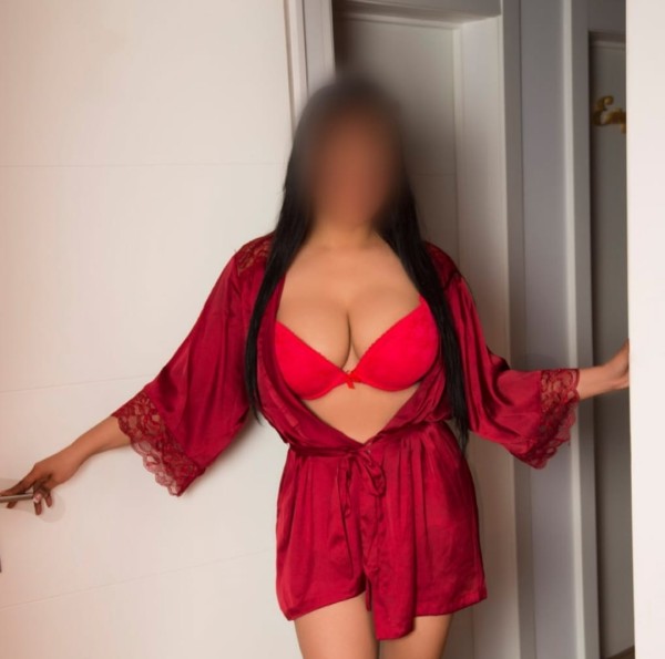 EXóTICA MILKING TABLE RELAX