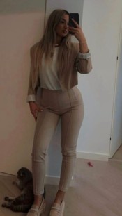 ESPAñOLA INDEPENDIENTE SALIDAS 200€ 2H WHATSAPP