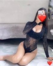 MORENA DELGADA JOVEN SIMPÁTICA SEXY EN SABINILLAS