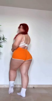 SEXY CURVY LATINA FIESTERA  FISTING NOVEDAD CALLE ALGAR 3
